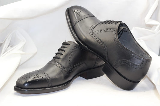 Black Oxfords shoes office Use