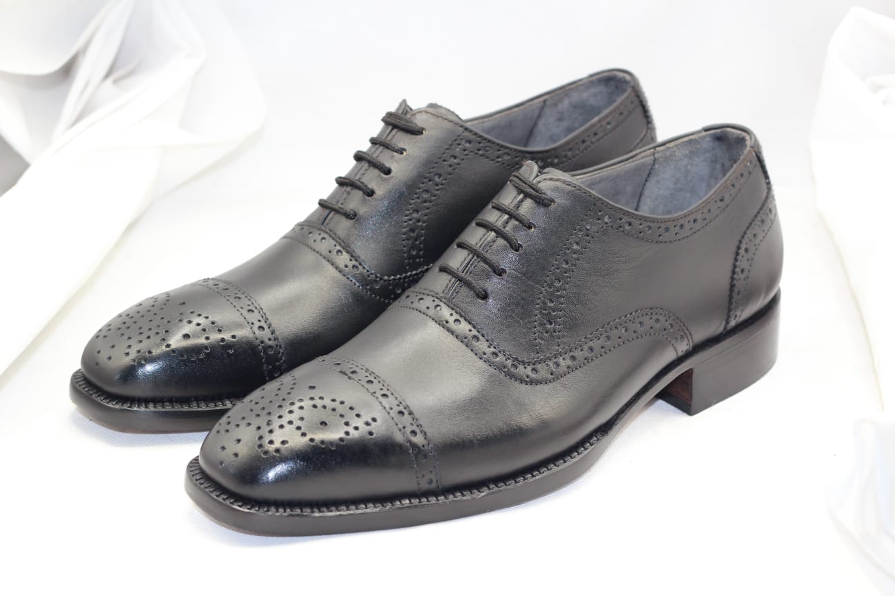 Black Oxfords shoes office Use